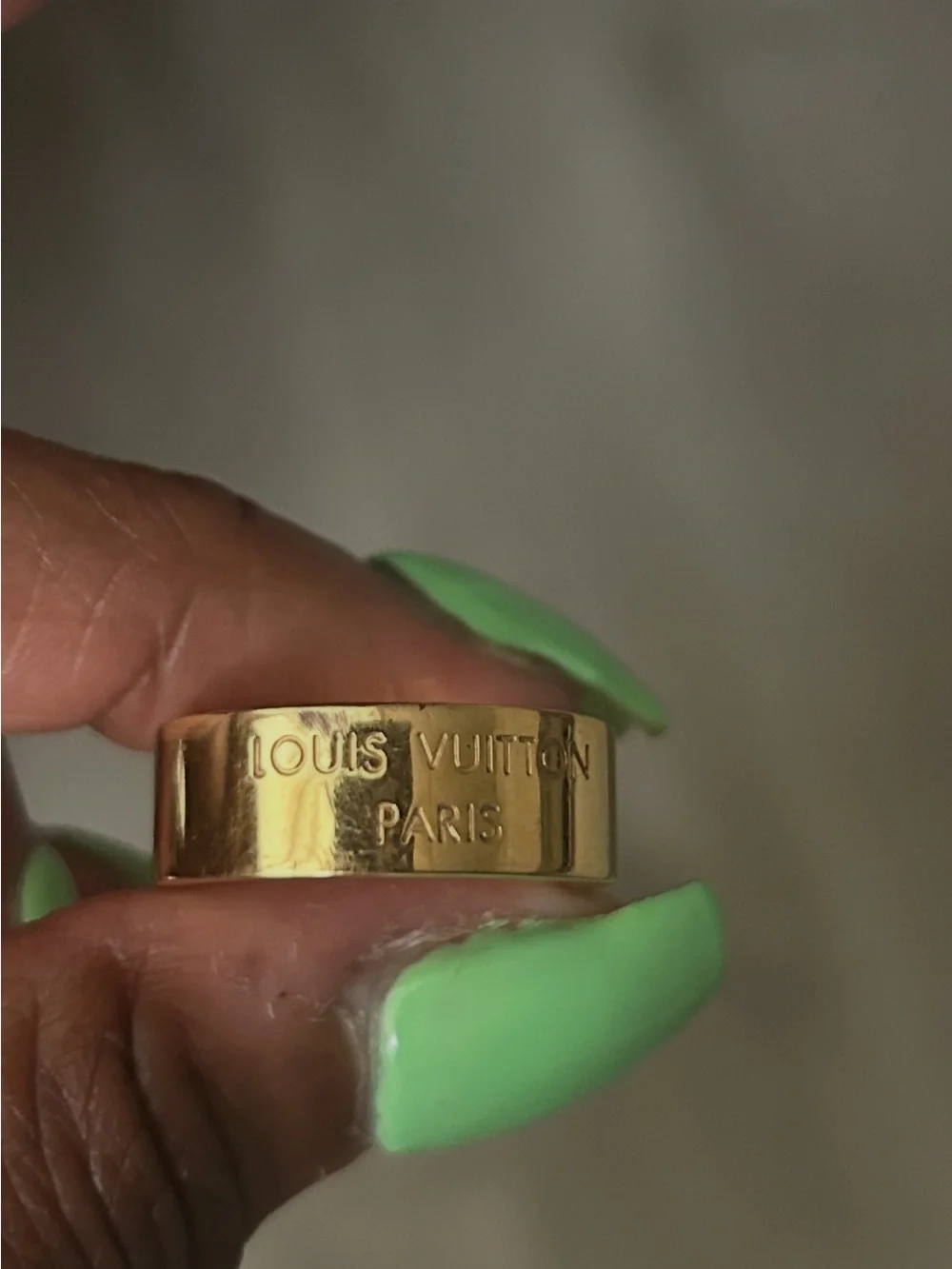 LV 3D Ring and Louis Vuitton written out🥳🥳❌❌
